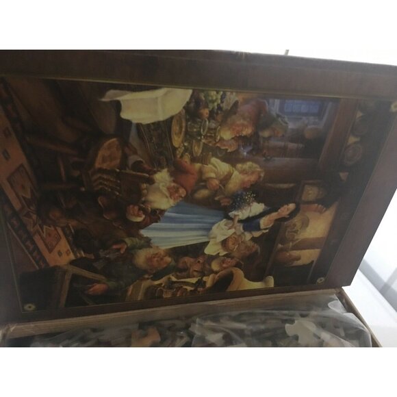 New Masterpieces Snow White and the‎ Seven Dwarfs Hinged Book Box Jigsaw Puzzle - Picture 4 of 10